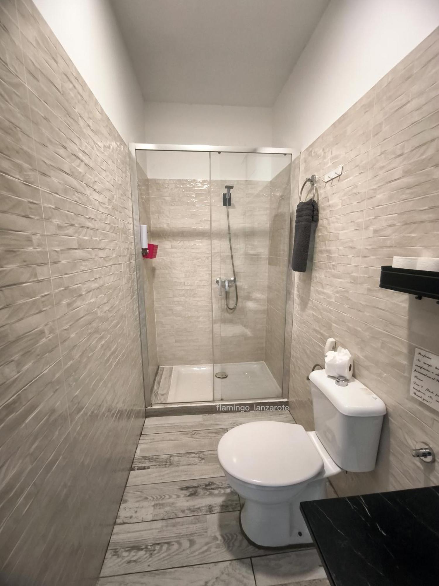 Habitacion Flamingo, Entrada Privada Y Bano Privado En Suite By Flamingo House, No Fumadores Арресифе Экстерьер фото