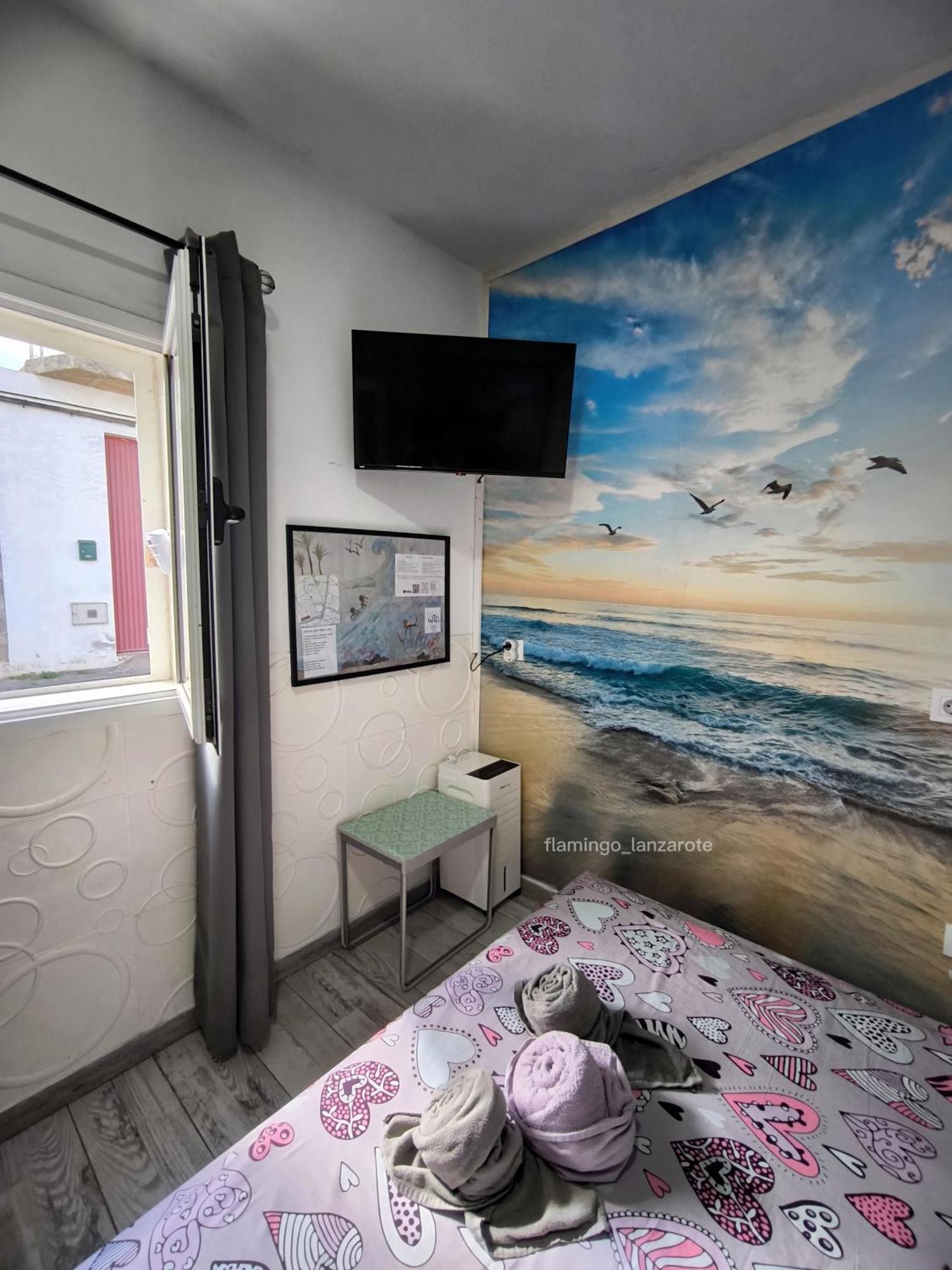 Habitacion Flamingo, Entrada Privada Y Bano Privado En Suite By Flamingo House, No Fumadores Арресифе Экстерьер фото